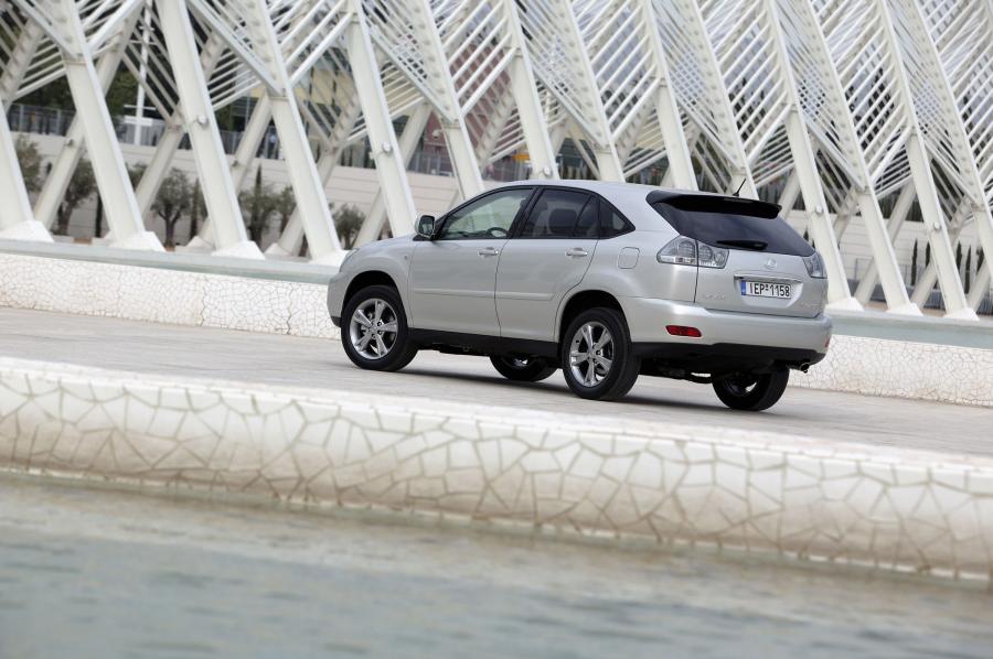  Lexus RX400h 2006 года  (фото 196 из 272)